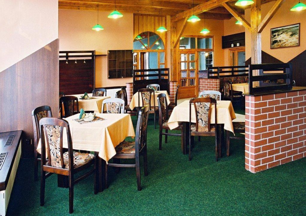 Pension U Svateho Jana Hradec Králové Exterior foto