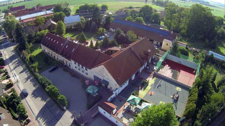 Pension U Svateho Jana Hradec Králové Exterior foto